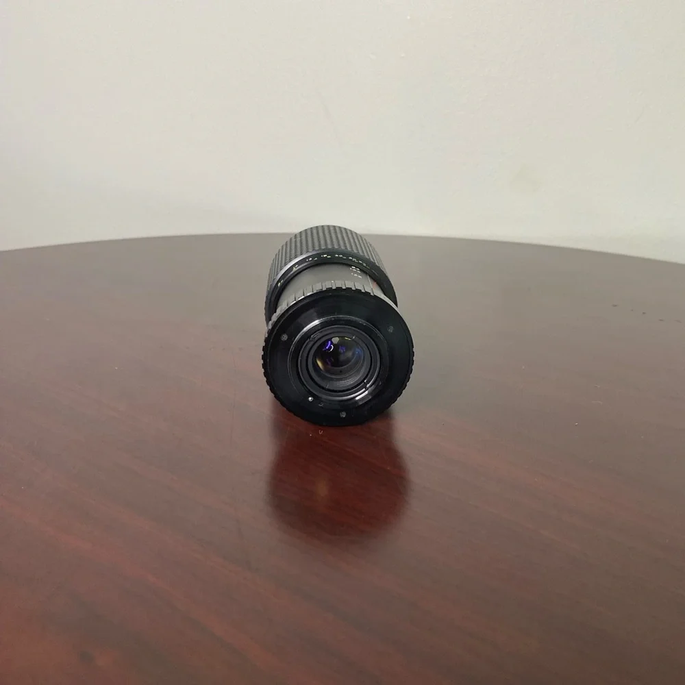 Sakar auto zoom f=80-200mm 1:3.9/4.5 No.81483 black Lens made in Japan